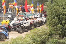 Bộ Tài chính yêu cầu giám sát chặt giá dịch vụ vận tải, trông giữ xe sau Tết