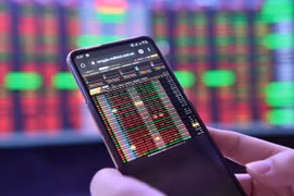 Sử dụng 54 tài khoản thao túng cổ phiếu TNI, một cá nhân bị phạt 550 triệu đồng