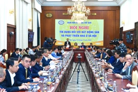 Tín dụng bất động sản: Khó vì pháp lý và niềm tin người mua nhà suy giảm