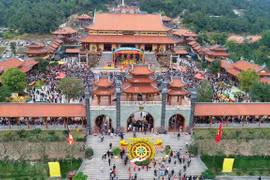 Kiểm tra thu chi tiền công đức: Chùa Ba Vàng không báo cáo, Yên Tử số thu thấp đáng băn khoăn