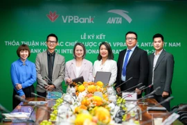 ANTA Việt Nam trở thành nhà tài trợ trang phục chính thức giải chạy VPBank Hanoi International Marathon