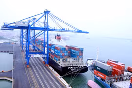Cổ phiếu từng đắt đỏ nhất sàn chứng khoán bị hủy niêm yết