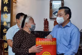 Hà Nội chi hơn 3,8 tỷ đồng tặng quà đối tượng chính sách dịp Quốc khánh