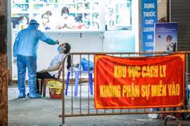 Hà Nội đình chỉ hoạt động kinh doanh dược của nhà thuốc Đức Tâm