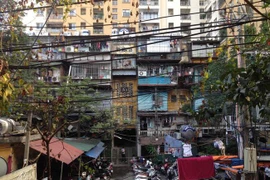 Cải tạo chung cư cũ ở Hà Nội: Cần giải quyết hài hoà lợi ích các bên