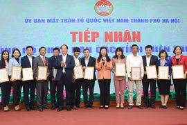 Hà Nội tiếp nhận thêm hơn 27,8 tỷ đồng ủng hộ các tỉnh miền Trung 