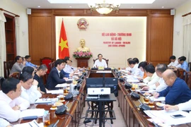 Lần đầu tiên tuyên dương 400 tấm gương sáng thầm lặng vì cộng đồng