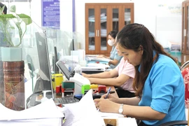 Bộ Nội vụ thông tin về việc đề xuất tăng lương cơ sở trong năm 2026