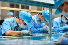 Xem xét nới thời giờ làm thêm, cả năm không vượt quá 300 giờ