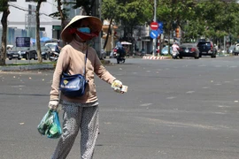 Đề nghị các địa phương miễn, giảm tiền điện, nước cho lao động khó khăn