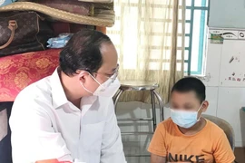 Hơn 2.000 trẻ em mồ côi, không nơi nương tựa do Covid-19