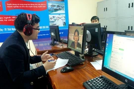 Thị trường lao động cuối năm: Việc chờ người, thu nhập hấp dẫn