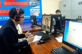 Thị trường lao động cuối năm: Việc chờ người, thu nhập hấp dẫn