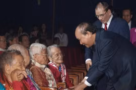 Nâng mức trợ cấp hằng tháng đối với Bà Mẹ Việt Nam anh hùng