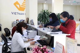 Tiếp tục chi trả gộp 2 tháng lương hưu và trợ cấp bảo hiểm xã hội tháng 9, tháng 10