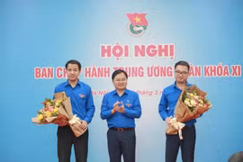 Các anh Nguyễn Tường Lâm, Ngô Văn Cương được bầu làm Bí thư Trung ương Đoàn