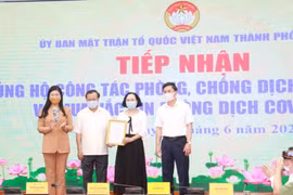 Hà Nội: Tiếp nhận hơn 20 tỷ đồng ủng hộ quỹ vaccine và phòng, chống dịch Covid-19