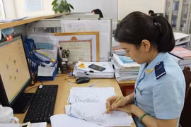 Bộ Nội vụ đề xuất tăng mạnh đãi ngộ nhân tài khu vực công, phụ cấp tới 300%