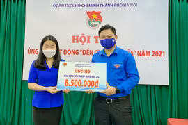 Thành đoàn Hà Nội tiếp nhận hơn 50 triệu đồng ủng hộ quỹ "Đền ơn đáp nghĩa"