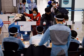 Xét nghiệm Covid-19 miễn phí cho lao động thuộc diện visa E9