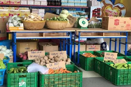 Hà Nội mở siêu thị mini 0 đồng hỗ trợ lao động nghèo và sinh viên 