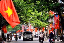 Lịch nghỉ lễ Giỗ tổ Hùng Vương, 30/4, 1/5 và chế độ tiền lương của người lao động