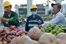 Lương cơ sở tăng, lương hưu và các khoản phụ cấp bảo hiểm thay đổi thế nào?
