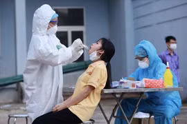 4 trường hợp người lao động được trả lương ngừng việc vì Covid-19