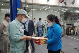 Ngừng việc do Covid-19, người lao động được chi trả lương thế nào?