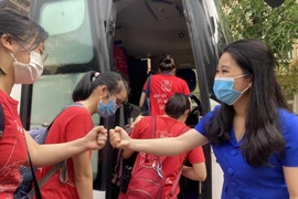 Gần 18.000 thanh niên tình nguyện hỗ trợ Hà Nội 7 ngày cao điểm bóc tách F0