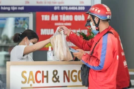 Hà Nội: Ngày 13/12, số ca Covid-19 phát hiện ngoài cộng đồng chiếm hơn 50%