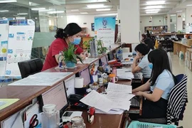 Đề xuất bổ sung chế độ thai sản đối với lao động nữ tham gia bảo hiểm xã hội tự nguyện