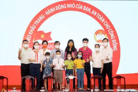 Hà Nội phát động chương trình đeo khẩu trang phòng, chống dịch Covid-19