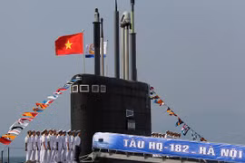 Tàu ngầm Kilo HQ-184 Hải Phòng chờ ngày lên đường về Việt Nam