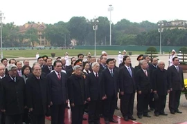 Lãnh đạo Đảng, Nhà nước vào Lăng viếng Chủ tịch Hồ Chí Minh