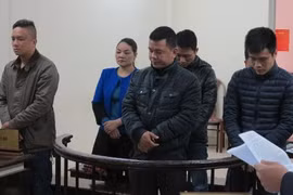 Ổ nhóm chuyên "chế" giấy tờ giả lừa đảo hàng chục tỷ đồng