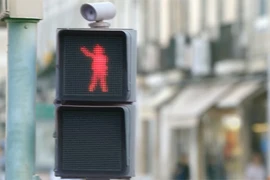 Nhảy múa sôi động cùng đèn tín hiệu giao thông