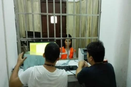 Vụ nổ Thiên Tân: Thiếu nữ 19 tuổi hoang báo... cha chết để trục lợi 100.000 nhân dân tệ 