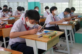 Đề thi Toán vào lớp 10 Hà Nội: Phổ điểm trung bình khoảng 7 điểm