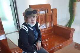 [Tin nhanh tối 27-4-2022] Tạm giữ dì ruột bạo hành cháu gái ở Hà Tĩnh