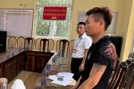 Dùng clip 'nóng' tống tiền bạn gái 50 triệu đồng