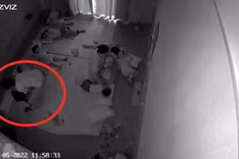 Công an vào cuộc điều tra vụ cô giáo dùng túi nilon bịt đầu trẻ mầm non rồi đánh