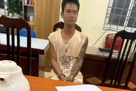 Trấn áp, bắt giữ 2 đối tượng giấu ma túy vi phạm giao thông