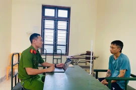 Tạm giữ hình sự tài xế vụ xe khách bị lật ở Hà Tĩnh làm 10 người tử vong