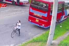 Khởi tố tài xế lùi xe làm nữ công nhân tử vong