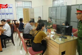 Không để gián đoạn, ngắt quãng trong công tác phục vụ nhân dân