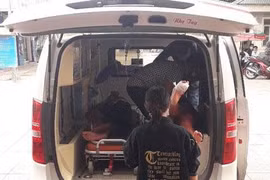 Tự sát bất thành sau khi chém vợ tử vong