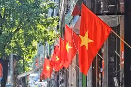 Làm việc vào ngày nghỉ lễ Quốc khánh, người lao động được trả lương như thế nào?