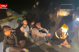 "Giăng lưới" trên sông Hồng triệt phá sới bạc "khủng"