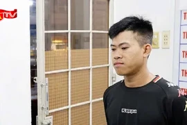 Bắt đối tượng yêu cầu con nợ gửi ảnh khỏa thân làm tin 